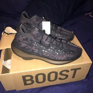 Yeezy Boost 380 Onyx. Size 13. Brand New.